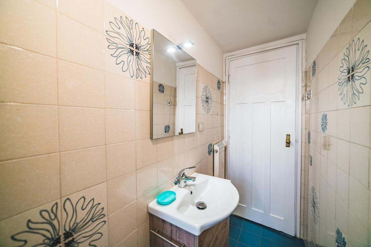 Vatican's Bijoux Apartment Rome